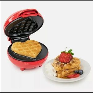Nostalgia MyMini Heart Waffle Maker